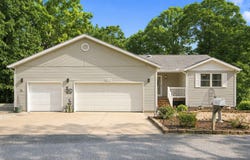 203 Queensberry Drive, Branson West, MO 65737