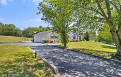 192 Yorkshire Terrace, Wrightstown, NJ 08562