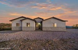 67620 E Lauren Place, Oracle, AZ 85623