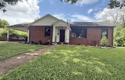 1803 E 33rd St, Sheffield, AL 35660