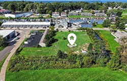 135 Dunkley Avenue, South Haven, MI 49090