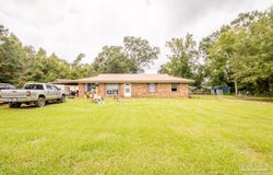 123 Santa Rosa Rd, Cantonment, FL 32533