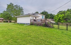 102 S Arlington Drive, Carl Junction, MO 64834