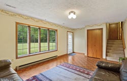 1659 CRAB RUN Road, MATHIAS, WV 26812