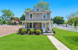 9 Wiggins Avenue, Patchogue, NY 11772