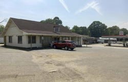 903 E Page Ave, Malvern, AR 72104