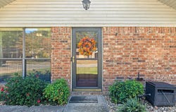 9 Pebble Brook, Conway, AR 72034