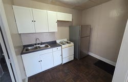 1325 Mitchell Avenue, St Joseph, MO 64503