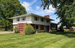 419 Vinton Ave, Mc Arthur, OH 45651