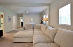 648 S Peach Tree Avenue, Springfield, MO 65802