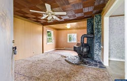 1715 Cascade Dr, Lebanon, OR 97355