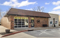 422 Main Street, Belton, MO 64012