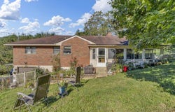 205 McNabb Avenue, BECKLEY, WV 25801