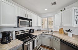 10401 N 52ND Street, Paradise Valley, AZ 85253