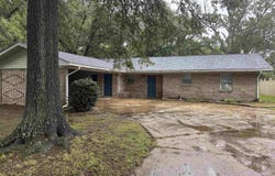 213 S MAY, Dumas, AR 71639
