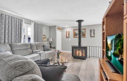 1314 ELY Court, Wheeling, IL 60090