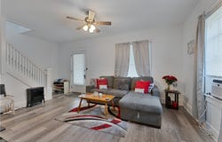 273 Maplewood Avenue, Struthers, OH 44471