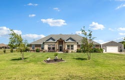296 Hidden Meadow Trail, Leonard, TX 75452