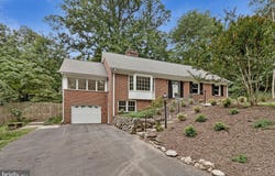 2213 APPLE TREE Lane, SILVER SPRING, MD 20905