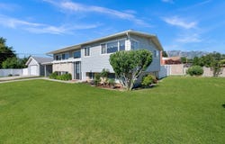 6117 S GLEN OAKS St, Murray, UT 84107