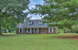 3387 Liberty Rd, Dresden, TN 38225