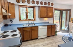 1226 SOMO AVE E, Tomahawk, WI 54487
