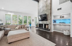 408 Arcadia Street, Hurst, TX 76053