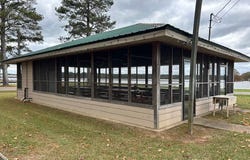 259 Pinecrest Ln., Pickensville, AL 35447