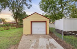 17535 Wall Street, Melvindale, MI 48122