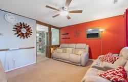 7906 Eisenhower Boulevard, Bridgeport, NY 13030