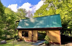 693 Billy Compton Branch, Pikeville, KY 41501
