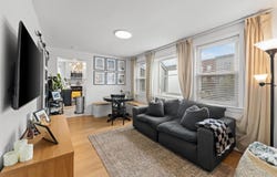 2 EGAN CT, Bayonne, NJ 07002