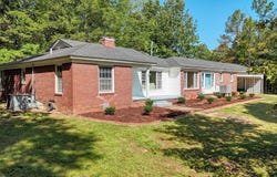 205 Darnall Ln, HUNTINGDON, TN 38344