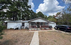 126 & 120 Horseshoe Dr, Bastrop, TX 78602