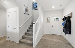 5270 SQUIRREL St, Springfield, OR 97478