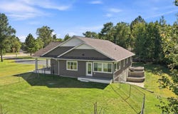 9301 County 513 T Road, Rapid River, MI 49878