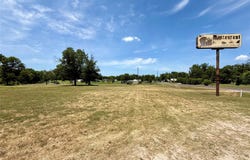 N Commerce, Bremond, TX 76629