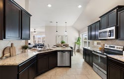 1008 Coconut Cv, Hutto, TX 78634