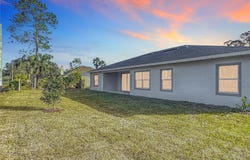 16 EGAN Drive, PALM COAST, FL 32164