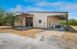 1501 Andy Thomas Road, Whitewright, TX 75491