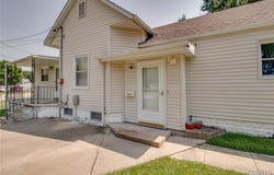 700 E Main Street, Staunton, IL 62088
