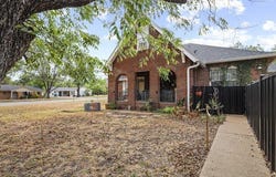 1100 W Walnut Street, Coleman, TX 76834