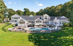 396 Baxters Neck Road, Marstons Mills, MA 02648