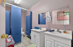 951 E HATHAWAY Avenue, BRONSON, FL 32621