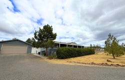 63 Rogue River Drive, Eagle Point, OR 97524