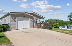 404 Blue Jay Ln, Apollo, PA 15613