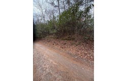 Willow Pond Rd, Franklin, NC 28734