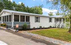 136 Camp Davidson Rd, Vonore, TN 37885