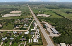 1691 Loop 17, Karnes City, TX 78118