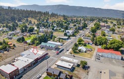 202 E 1ST St, Wallowa, OR 97885